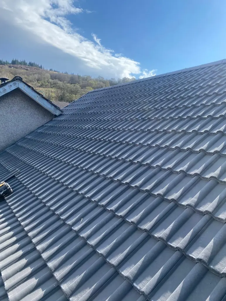 A&C Building Contractors Lochgilphead, roof tiles replaced with new ones